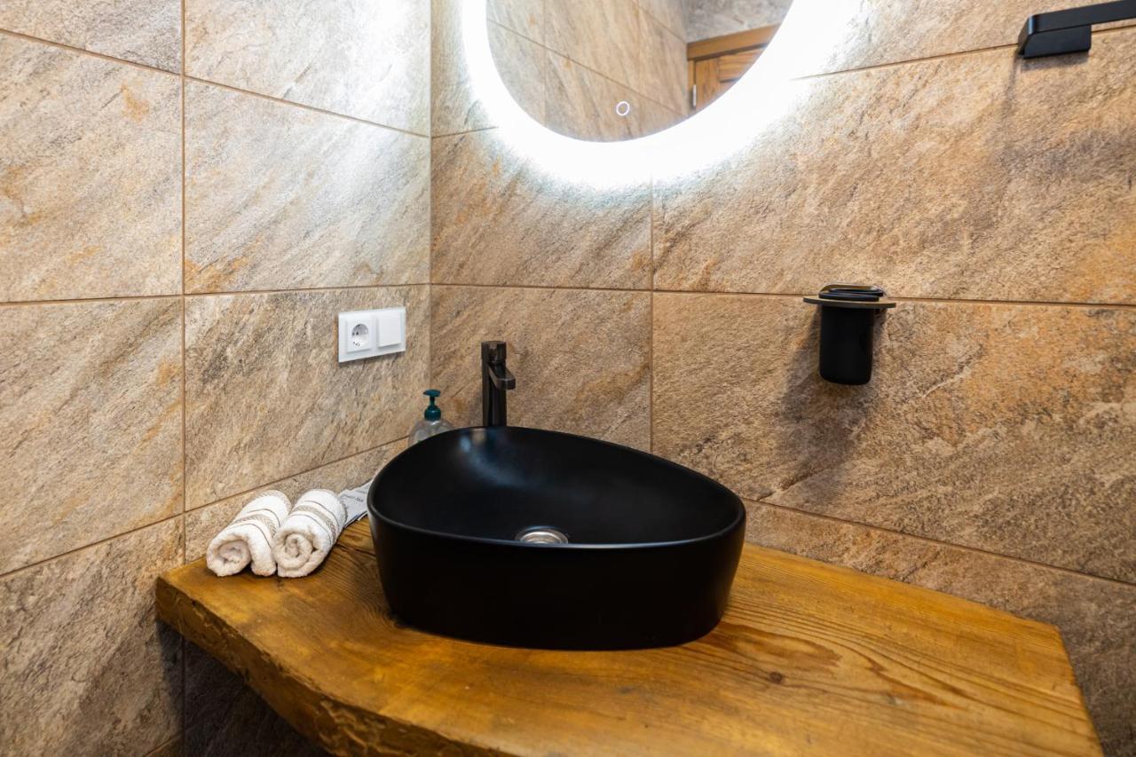 Ziedu Apartamentai Apartment Клайпеда Екстериор снимка