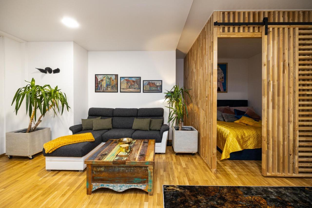 Ziedu Apartamentai Apartment Клайпеда Екстериор снимка